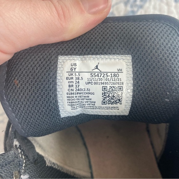 Nike Air Jordan 1 Mid Arctic Orange Sneakers Youth Size 6 - Picture 6 of 10